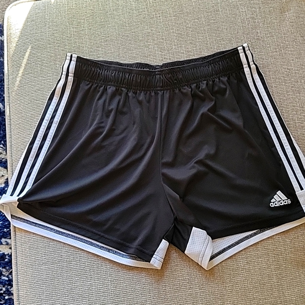 Women's Adidas XL soccer shorts
